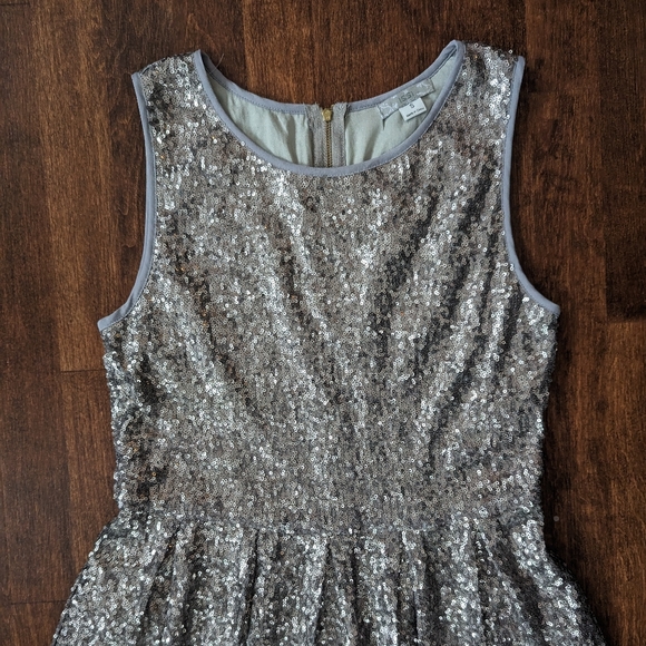 Issi Silver Sequined Fit and Flare Dress Size Small/Medium - Picture 3 of 5